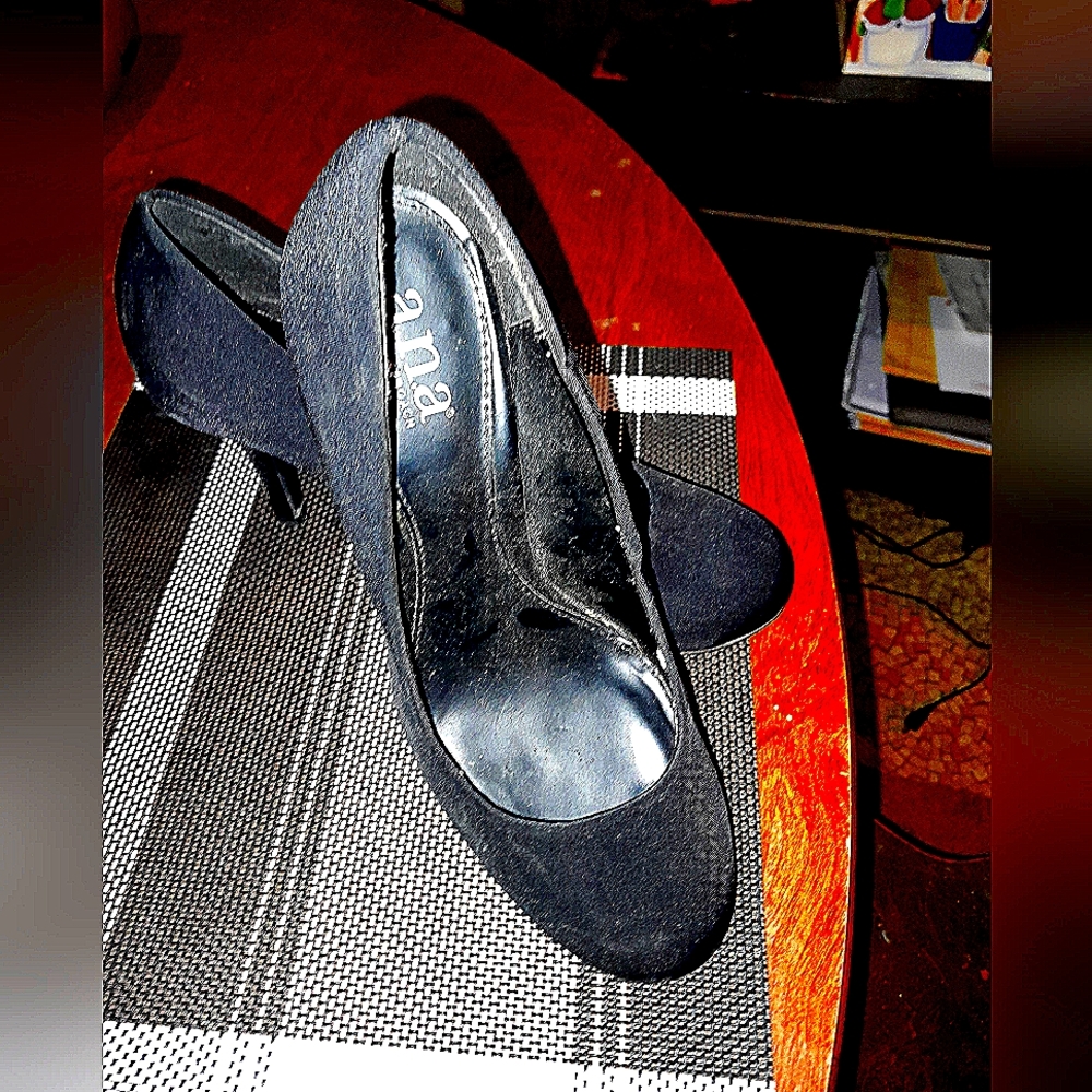 A.N.A Satin gently worn classic heels